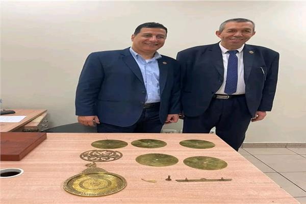 جانب من المضبوطات المهربة بمطار القاهرة الدولي