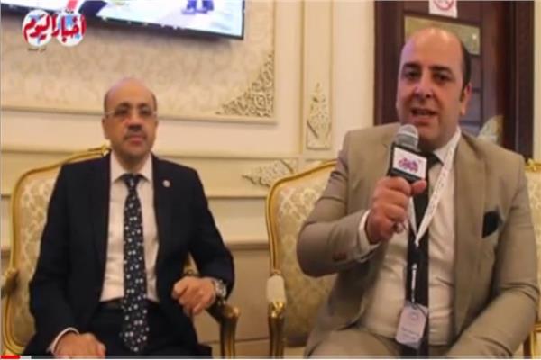 رئيس هيئة المواد النووية مع محرر بوابة أخبار اليوم