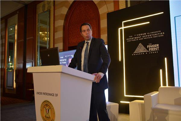  سيف الدين مصطفى مدير عام التمويل والاستثمار المباشر بالمنطقة الاقتصادية لقناة السويس
