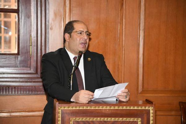 النائب أحمد نويصر