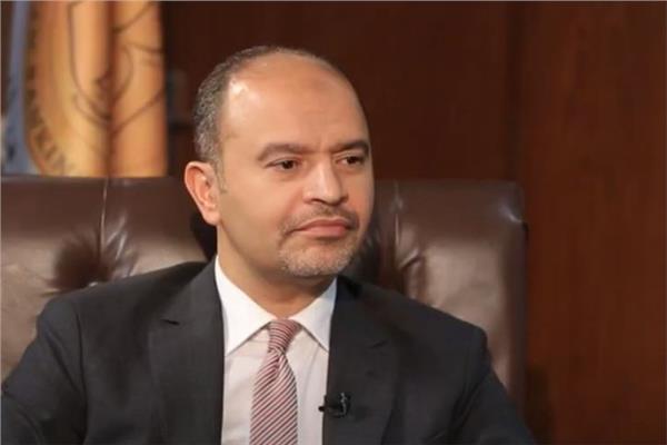 عبد العزيز نصير، المدير التنفيذي للمعهد المصرفي المصري