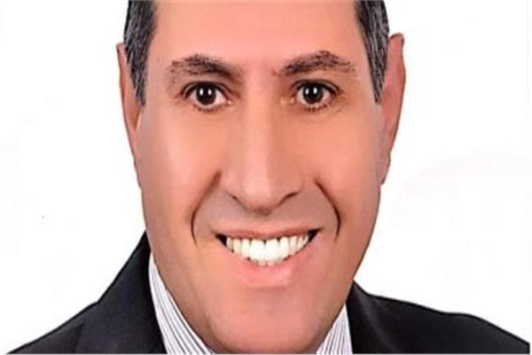  الدكتور محمد الشيخ نقيب صيادلة القاهرة