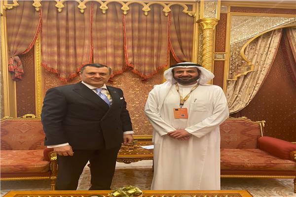وزير السياحة والآثار ووزير الحج والعمرة 