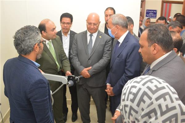  محافظ القليوبية ورئيس جامعة بنها