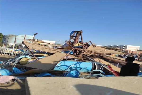 تحطم لعبة داخل ملاهي بنجع حمادي