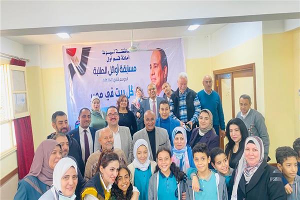 نائب محافظ سوهاج يعقد اجتماعا مع اللجنة الفنية لمتابعة المراكز التكنولوجية