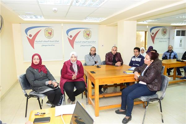 جانب من  فعاليات البرنامج التدريبي