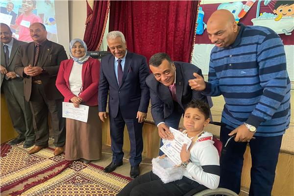 تعليم قنا يحتفل باليوم العالمي لذوي الإعاقة 