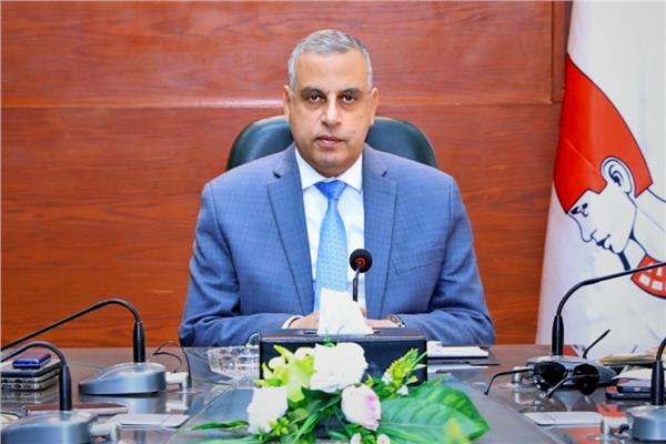 اللواء طارق الفقي محافظ سوهاج