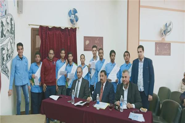 جانب من لجنة التحكيم