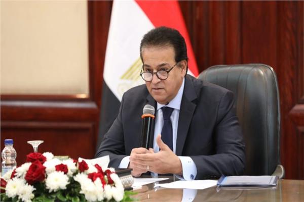 الدكتور خالد عبدالغفار وزير الصحة