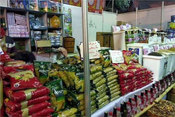 التموين: غرامات مالية على المحال التجارية التي تبيع السلع بأسعار مبالغ فيها
