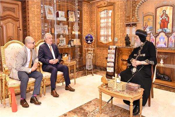 البابا تواضروس يستقبل سفير باكستان