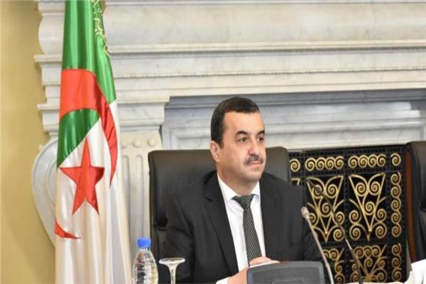 وزير الطاقة والمناجم الجزائري محمد عرقاب