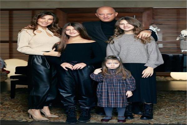 الفنانة نانسي عجرم 