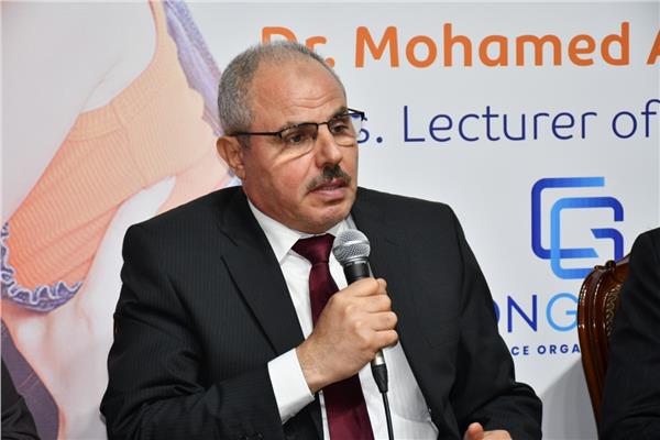 الدكتور ناصر مندور رئيس جامعة قناة السويس