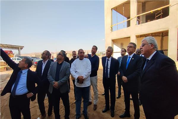 جولة وزير التعليم العالي