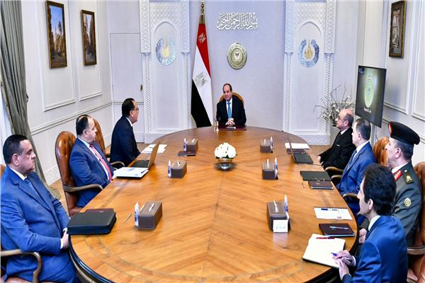 الرئيس السيسي خلال الاجتماع