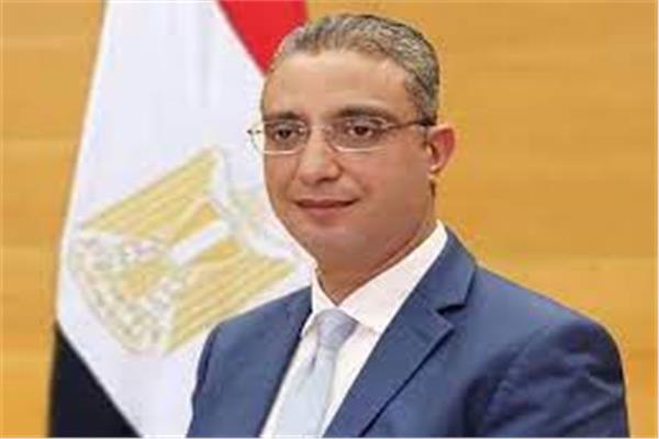  الدكتور أحمد الأنصاري محافظ الفيوم