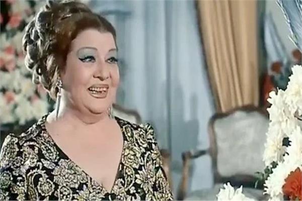  الفنانة ميمى شكيب