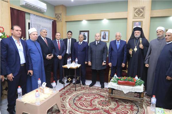 اللواء أحمد راشد محافظ الجيزة وكنيسة الأقباط الكاثوليك