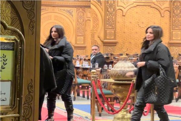 وصول "درة" عزاء والد الفنانة جومانا مراد