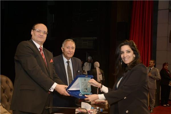  حفل ختام مهرجان المسرح للعروض القصيرة بجامعة القاهرة