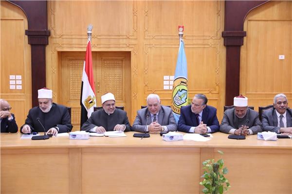  مجلس جامعة الأزهر