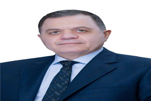 وزير الداخلية اللواء محمود توفيق