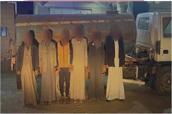 لصوص المواد البترولية 