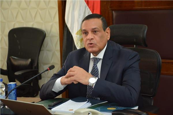 اللواء هشام آمنة وزير التنمية المحلية
