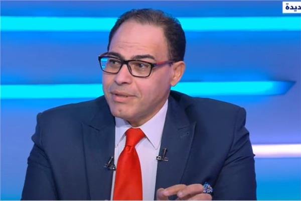 الكاتب الصحفي شريف عارف