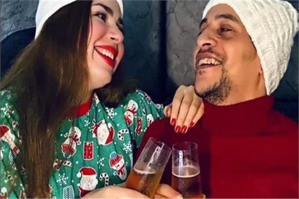 مريم جودة وزوجها خلال الاحتفال بليلة رأس السنة