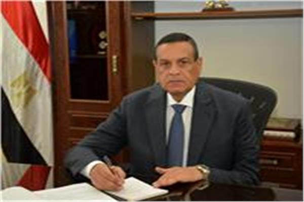  اللواء هشام آمنة وزير التنمية المحلية