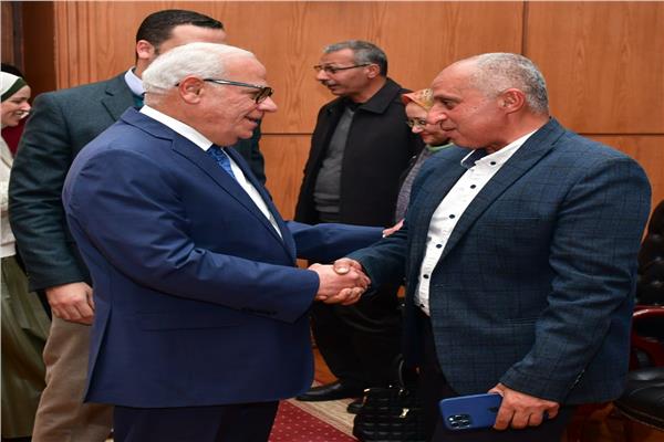 اللواء عادل الغضبان محافظ بورسعيد