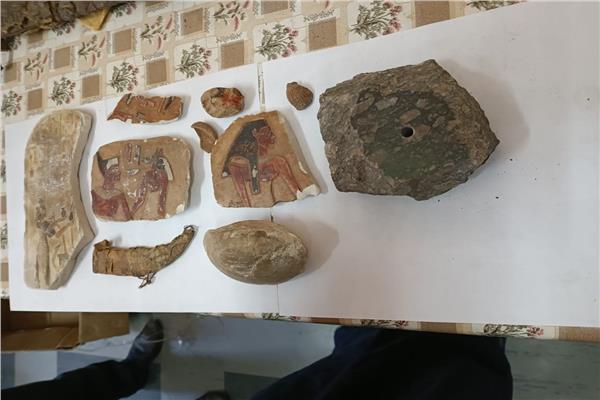  تهريب الآثار