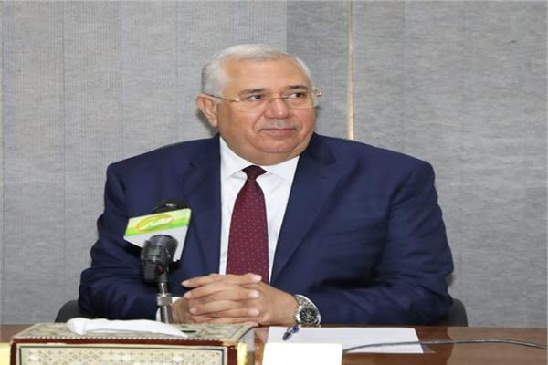 السيد القصير وزير الزراعة واستصلاح الأراضي