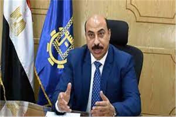 محافظ أسوان : لا صوت يعلو فوق صوت الإسراع بإنجاز العمل بمشروعات حياة كريمة