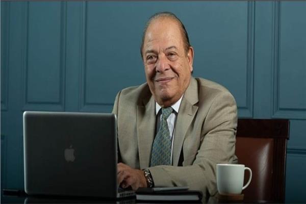 الدكتور سمير عارف رئيس جمعية مستثمري العاشر من رمضان 