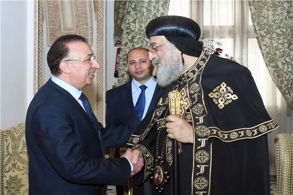 اللواء محمد الشريف محافظ الإسكندرية قداسة البابا تواضروس الثاني بابا الإسكندرية