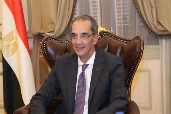 وزير الاتصالات