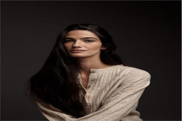 تارا عماد 