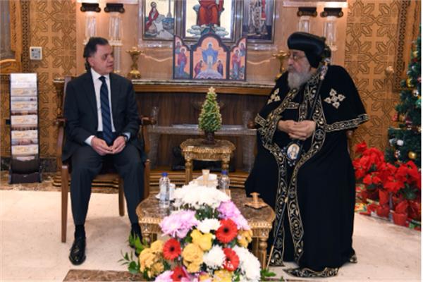 وزير الداخلية والبابا تواضرس