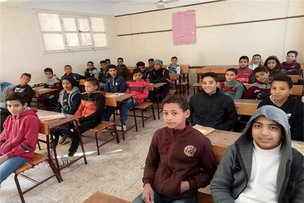 ثقافة المنيا "تناقش الأثار الاجتماعية والاقتصادية لتعاطي المخدرات"