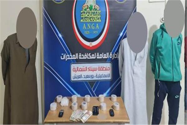 عدد من العناصر المضبوطة بمواد مخدرة