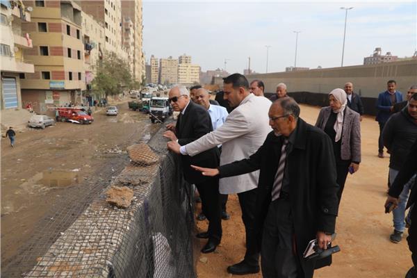  محافظ الجيزة يتفقد أعمال إصلاح كسور بماسورة مياه قطر