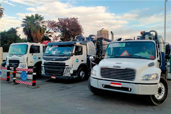 سيارات شفط مياه الأمطار