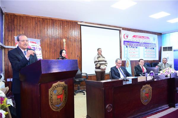 محافظ سوهاج ورئيس الجامعة