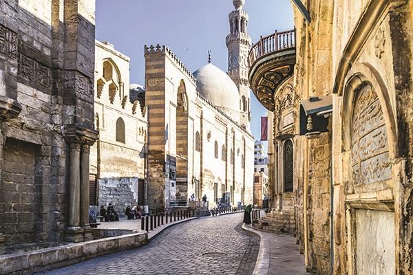  شارع المعز لدين الله الفاطمى