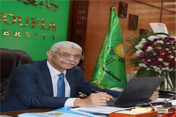الدكتور أحمد القاصد رئيس جامعة المنوفية